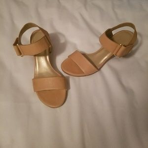Stuart Weitzmen Nude leather Strap Sandals 5.5